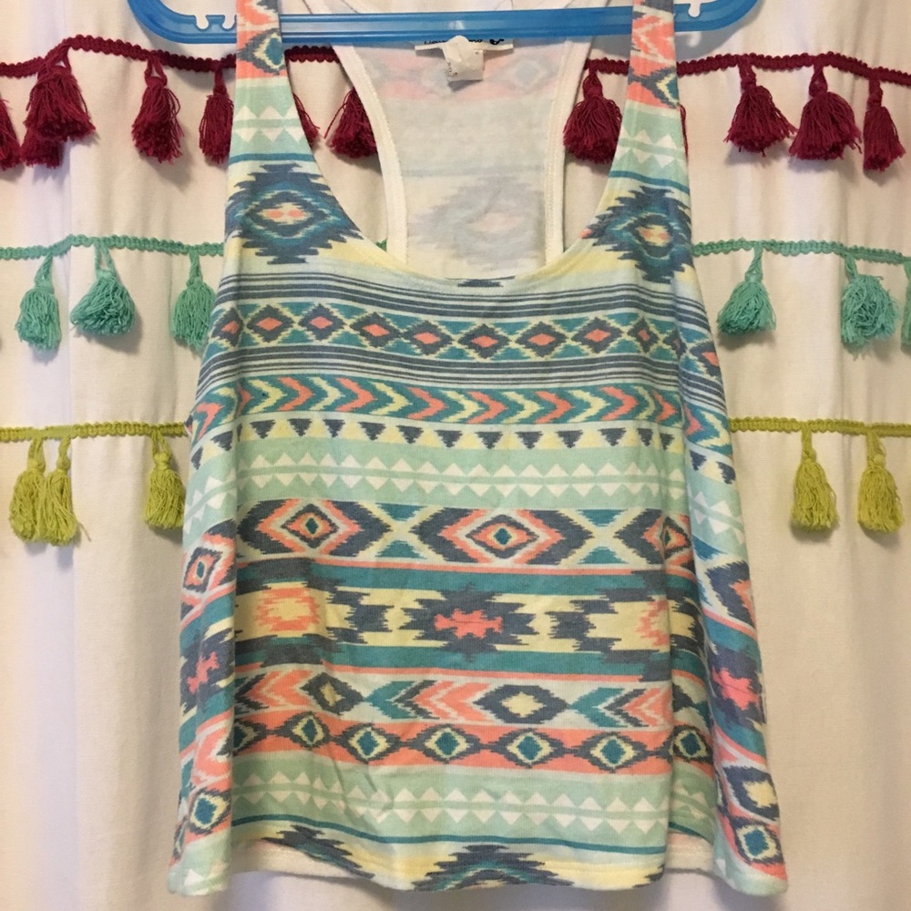 COPY - Boutique Aztec crop top